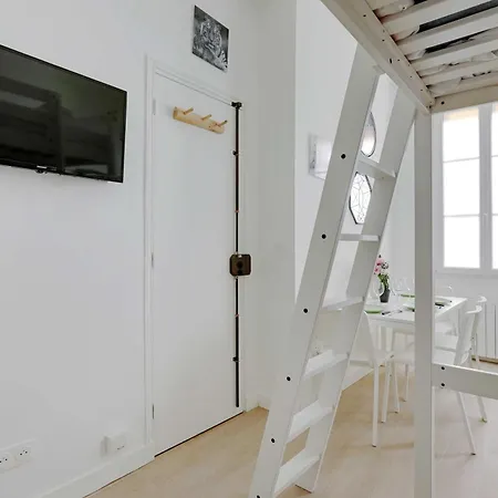 Modern Studio - 4p - Epinettes Parigi
